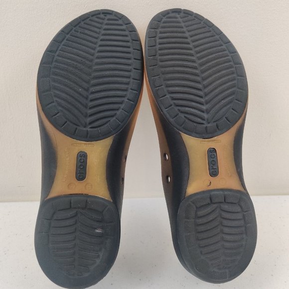 CROCS Women's Carlie Flat Size 6 Orange & Black Rubber Open Toe Slip On Shoe - Picture 7 of 8